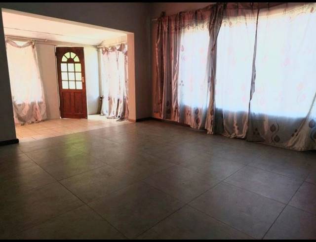 3 BEDROOM HOUSE FOR SALE IN CLAREMONT